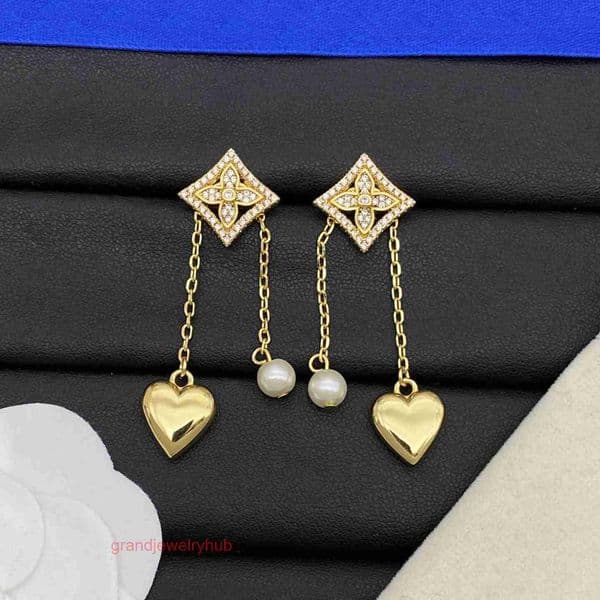 designer earrings lousi lvness Louise lvs earring pearl heart-shaped earrings with letter design stylish trendy 925 silver studs