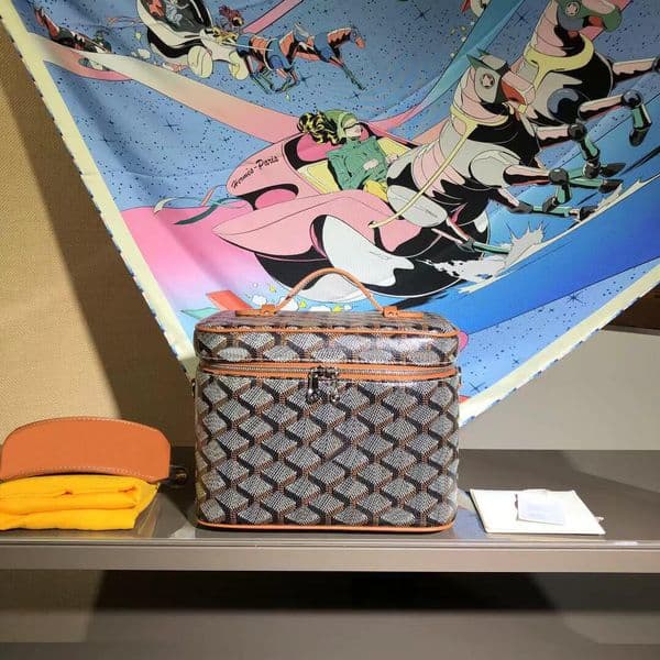 Luxury designer bag, MUSE new women's luxury handbag, armpit bag, evening bag, wash bag, cross body bag, mailman bag
