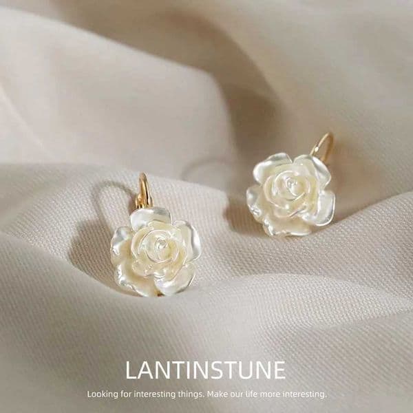 French White Camellia Flower Dangle Earrings For Women Summer Elegant Adcanced Sense Gold Color Drop Earring Party Jewelry N112 L260415