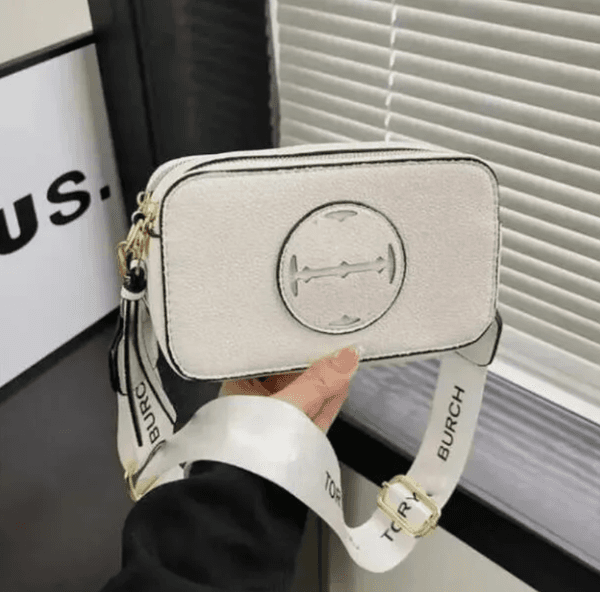 Designer Women New 2025 Contrast Color Small Square Bag Trend Letter Single Shoulder Messenger Bags AAA