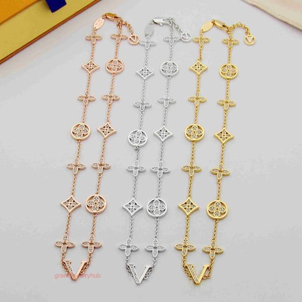 designer lousi lvness Louise lvs necklace Goldplated jewelry V letter 14flower full diamond necklace for women round flower square flower pointed flower full diamo