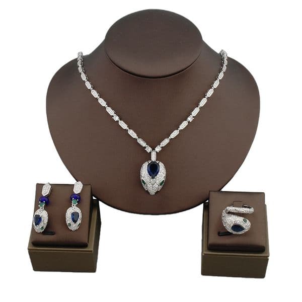 Gothic Vintage necklace ring earring jewelry set with ruby inlay ladies' banquet wedding bride's earrings Classics Luxurious Designer Jewelry Supply