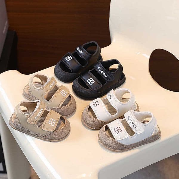 Korean Style Baby Sandals Summer New Infant Soft Sole Walking Shoes for Girls Toddler Anti-Kick Closed-Toe Shoes for Boys S260415