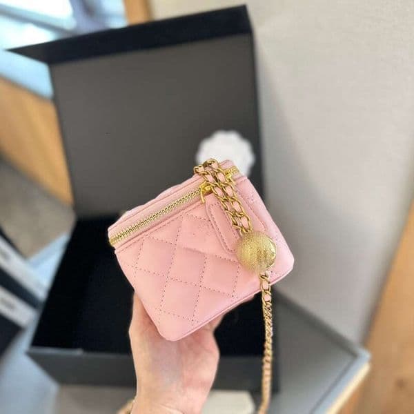 Channeled Bag Designer Handbag Shouder Chain Bag Totes Bags Waet Check Veour Original Leather New Golden Ball Box Bag Makeup Single Sheepskin Quilted Women Kid Bag