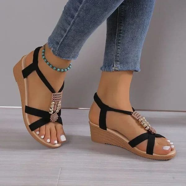 Style Round Toe Wedge Heel Metal Decorated Fashionable Womens Shoes Flat Wear-resistant Comfortable Casual Sandals 260416