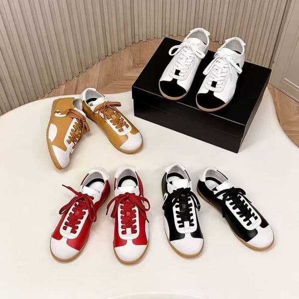 CC Designer Shoes Men Women Leather Patchwork Sneakers Retro Low Top Lace-up Flat Casual Camellia Sports Shoes Training Shoes Casual Walking Shoes