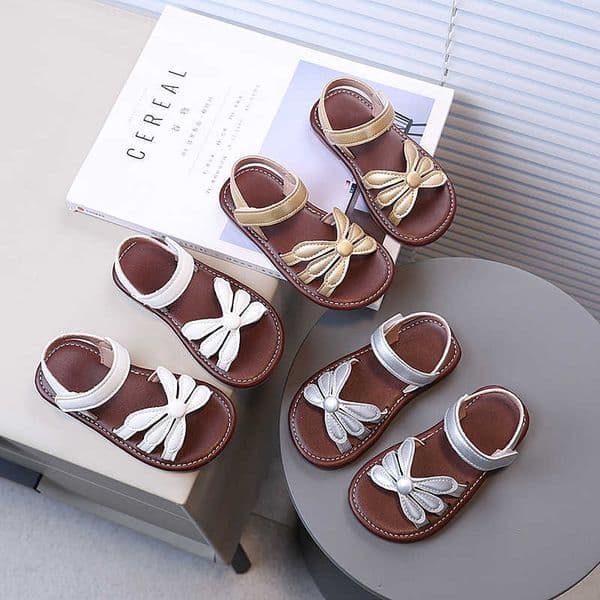 Korean Style Girls Sandals Summer Open-Toe Flower Baby Beach Shoes Soft Sole Comfortable Versatile Princess Shoes S260415