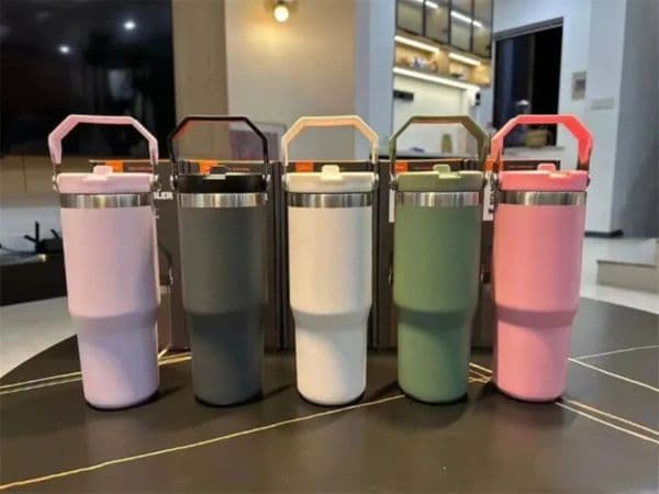 new Luxury Designer Decor US Stock DHL Water Bottles 20Oz 30Oz Cups Heat Preservation Stainless Steel Outdoor Large room Capacity Tumblers Reusa 8 2026