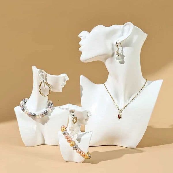Spot white resin portrait mannequin stand window live streaming necklace earrings display props bracelet display shelf c2604