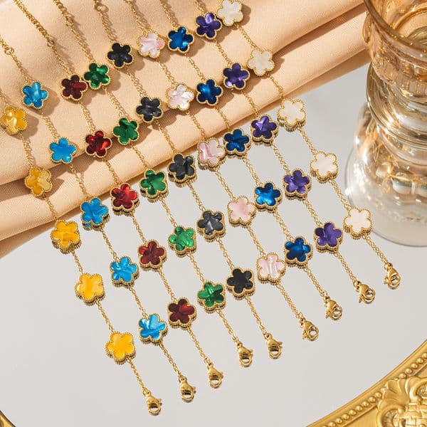 Clover Bracelet Designer Bracelet Women Gold Plate Pattern Design Bracelets Fashion Gifts Designer Jewelry Bracelet Designer