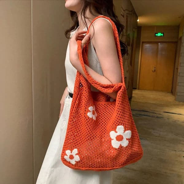Ins Fashion Sweet Flower Knitted Hollow Tote Bag Large Capacity Shopping Bag Ladies Simple Retro Shoulder Bag Handbag for Women 260415