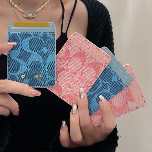 New model Designer MagSafe Magnetic fashion High Quality Card Bag Portable Mini Universal luxury PU LeatherWallet Card Clip Phone Accessories for Men and Women