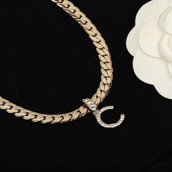 2026 Luxury quality charm pendant necklace with diamond in 18k gold plated have stamp simple design PS6561B