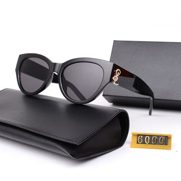 Designer Womens Sunglasses Luxury Sunglass for Women Summer Polarized Sunglass Side Letters Sun glass UV400 Goggle Adumbral Option Outdoor Beach Eyeglasses