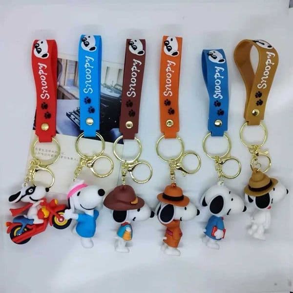 2026 New The Cartoon Snoopy Keyain Model Doll For Things Bag cessories High-quality Men And Women Toy Birthday Gifts J260417