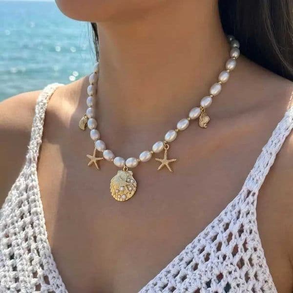 Elegant Imitation Pearl Chain Necklace for Women Boho Metal Shell Starfish Conch Pendant Necklace Exquisite Summer Jewelry H260417