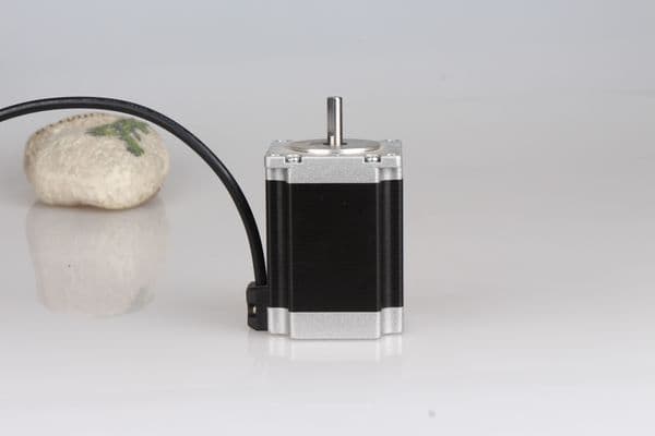 Precision-Controlled Wholesale Motors 1.8°Size 42mm 2-PHASE Hybrid Stepper Motor