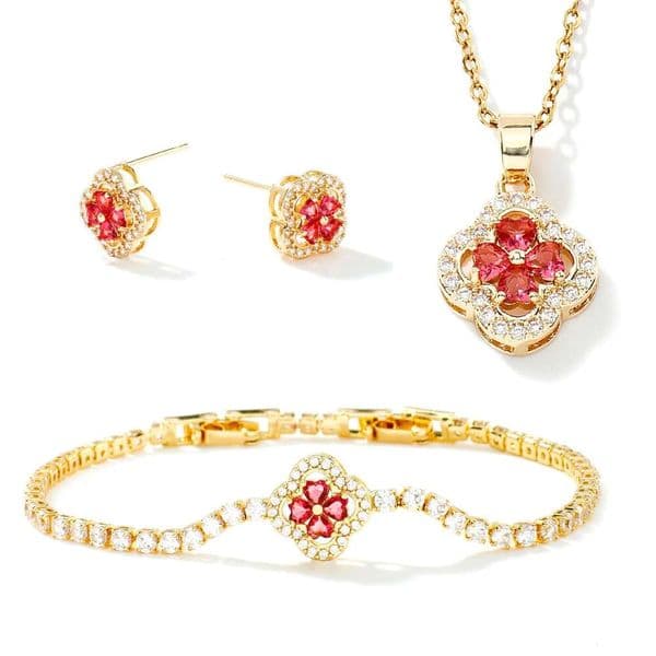 Kashi Three-Piece With Four-Leaf Clover Pendant, Sweet Fashionable Copper Inlaid Zircon Earrings, Bracelet, And Necklace Jewelry Set