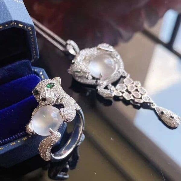 High-End Water-Finish Pendant Necklace, Leopard Head Ring, Light Luxury And Elegant, Colorful For Women