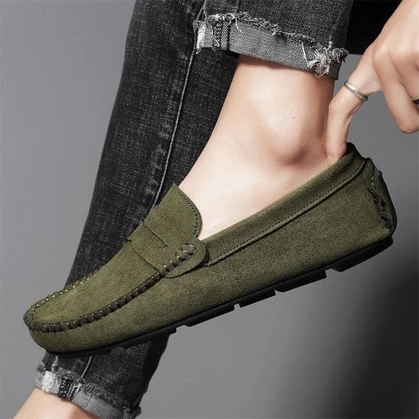 Fashion Suede Men Casual Shoes Breathable Leather Mens Loafers Slip on Male Driving Shoes Comfortable Boat Shoes 251031BJ