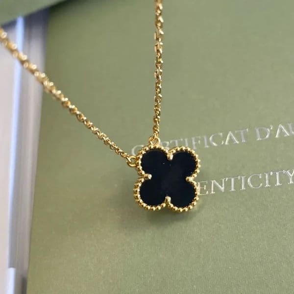 designer necklace for women luxury jewelry designer cleeef Necklaces designer four leaf clover Pendant gold necklace classic designer jewelry gift