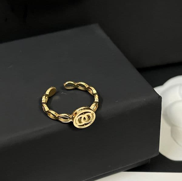 Designer Ring Elegant Chain Style Open Ring Women Hollow Chain Open Ring High End Titanium Alloy Ring Permanently Non Fading Ring Fashion Party Jewelry Gifts