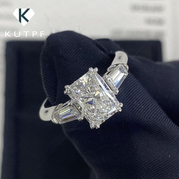 1234Carat Radiant Cut Full Engagement Ring with Tapered Baguette Shape Diamond S925 Silver Wedding Rings for Women 260327