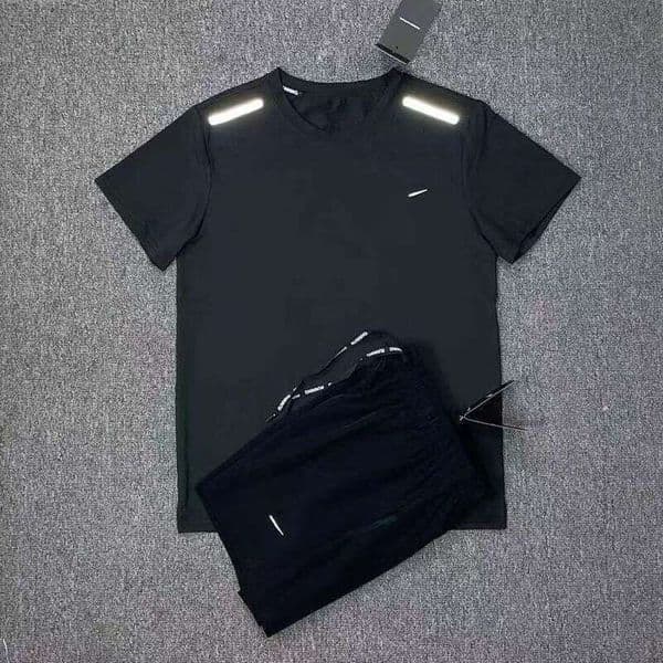 Niketrack Suit For Men Designer Clothes Niketeach Fleece Quick Dry Shirt Athletes Short Sleeved Track Field Training Set Mens Women Kids Sports Running Shorts
