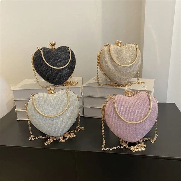 Evening Clutch Bag Women Bag Heart Shape Metal Clutches Bag Fashion Chain Shoulder Crossbody Bag Lady Purse 260202BJ