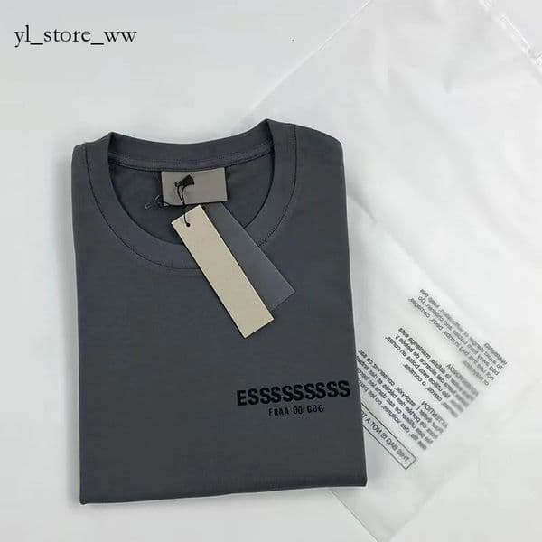 Essensial Tshirt Chest Silicone Letter Vintage Oversized Shirt Men Designer Streetwear Women Tops Casual Loose Fog Clothes Pure Cotton Essentialmen T Shirts d1a