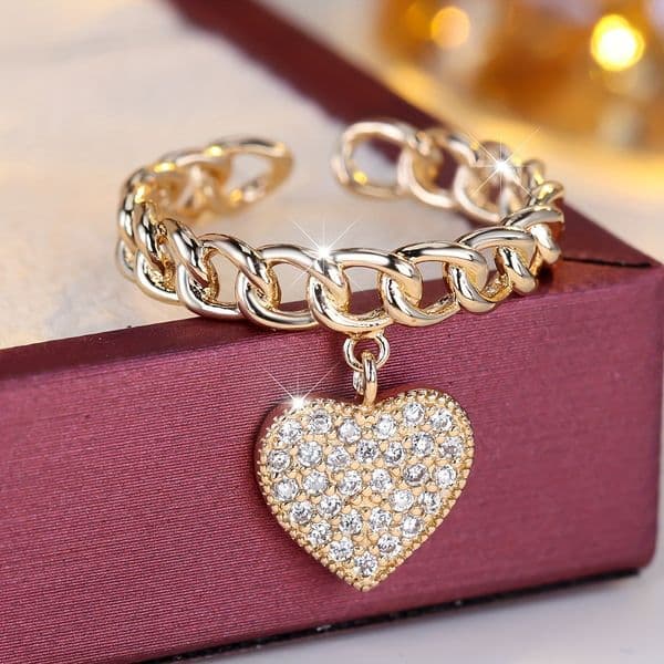 new product: Chain heart-shaped zirconia inlaid open ring. Best-selling heart-shaped, light-luxury, high-end design ring