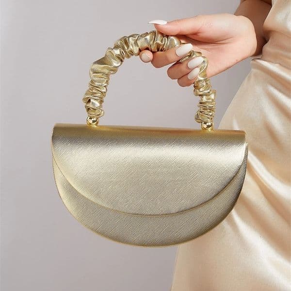Beautiful and shiny pleated clutches and evening bags bridal wedding clutches are suitable for attending banquets and parties 251204BJ