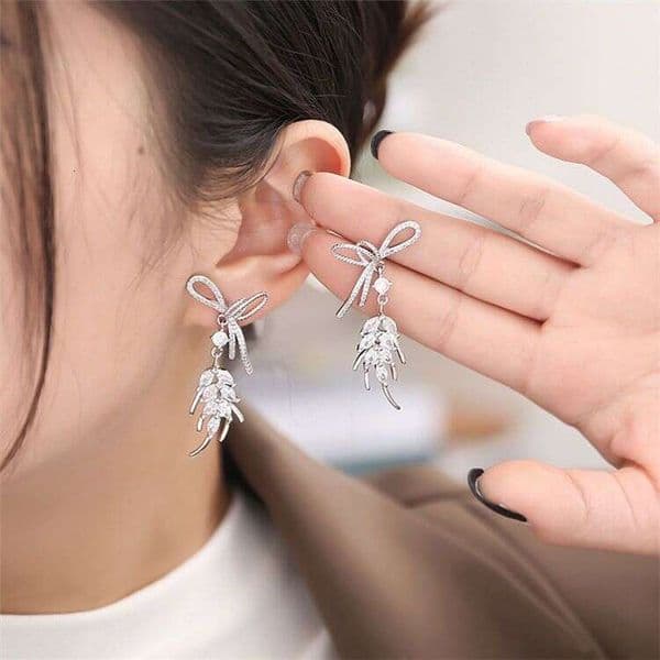 2026 High-Quality Long Wheat Ear Drop With Bowknot, Unique Design Earrings, Elegant Socialite Earrings
