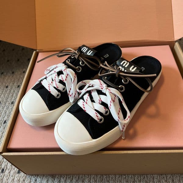 Designer Shoes 25SS Spring/Summer Retro Casual Shoes Double lace retro canvas half drag Mueller lazy shoes made of vintage denim casual women's shoes