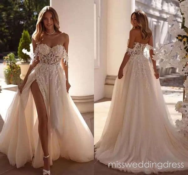 Romantic Tulle A Line Wedding Dresses Plus Size Off Shoulder Chic Lace Appliqued Bridal Gowns Sweep Train With Side Slit Bride Reception Vestidos De Novia