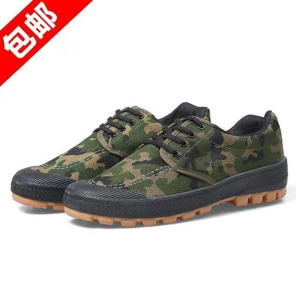 Factory Direct Sale Beef Tendon Sole Liberation Breathable Wear-resistant Construction Site Durable Safety Military Training Camouflage Yellow Rubber Shoes