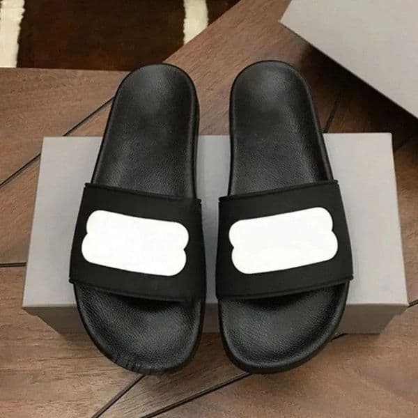 Womens Slides Fur Slippers Designer Fall Winter Homewear Slide Black White Orange Pink Burgundy Luxury Warm Sandals Comfortable Fuzzy Girl Flip Flop Slipper