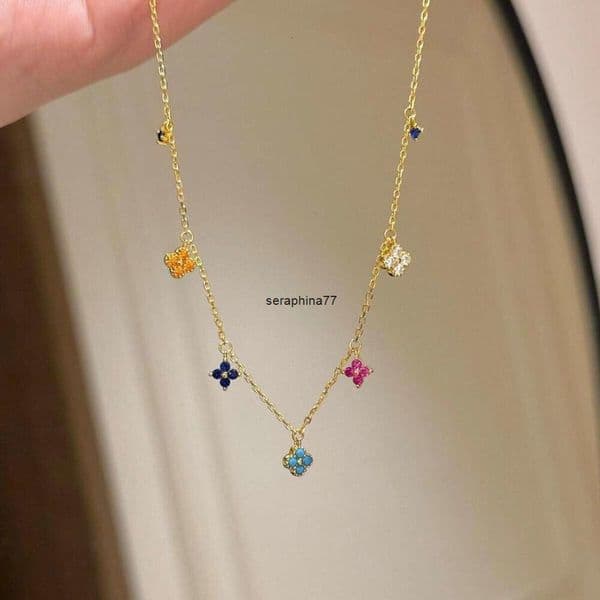 Pendant Necklaces Beaded Necklaces 2025 New Jewelry Lucky Four-Leaf Flower Necklace Copper Material Zircon Exquisite Accessories