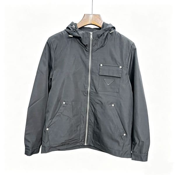 Fashin Casual Mens Hooded Black Jcaket Jackets Luxury Brand Man Zipper Jackets Outdoor Windbreaker Clothes Brand Youth Sprots Thin Coats Couples Hooded Jackets