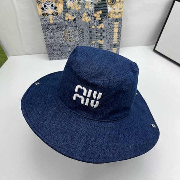 Hats Designer 2 Colors Women Bucket Hat Men Cowboy Hat Casquette Luxe Sun Hat Wide Brim Fisherman Breathable Sunscreen Beach Vacation Holiday