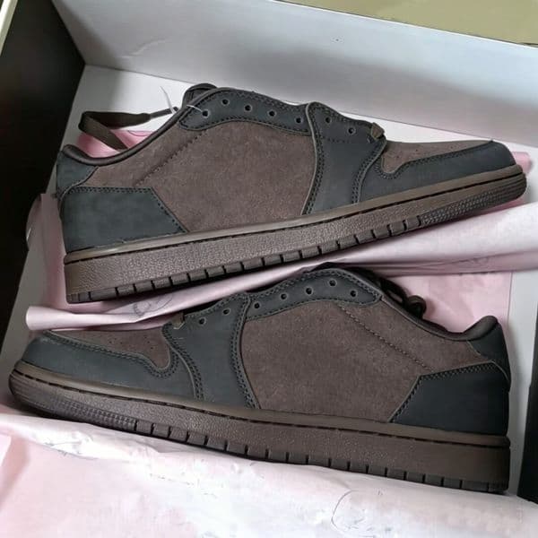 2026 Unisex Style Men's Running Shoes Black White Sport Shoes School Trainers Classcical Women Sneakers Size 36-46 US12 US Warehouse With Box Fast Delivery