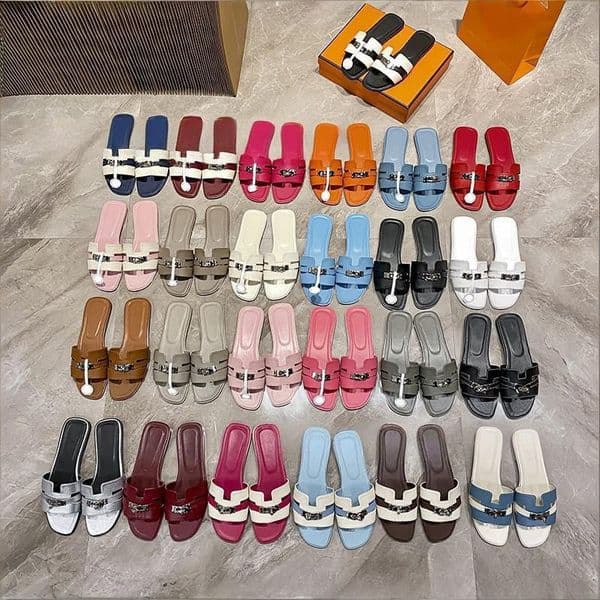 Designer Shoes Women Fashion HH Metal Buckle Strap Slide Square Toe Flat on Sandals Comfortable Flat Casual Shoes Lightweight Non-Slip Summer Slippers Plus Size 35-42