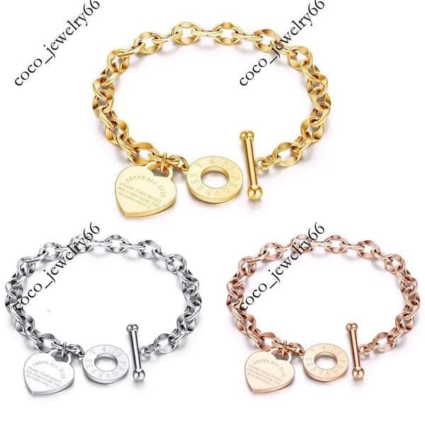 NO box Brand Designer Jewelry New Niche Design INS Style Titanium Women's OT Buckle Heart Stainless Steel Heart-Shaped Bracelet Light Luxury Jewe