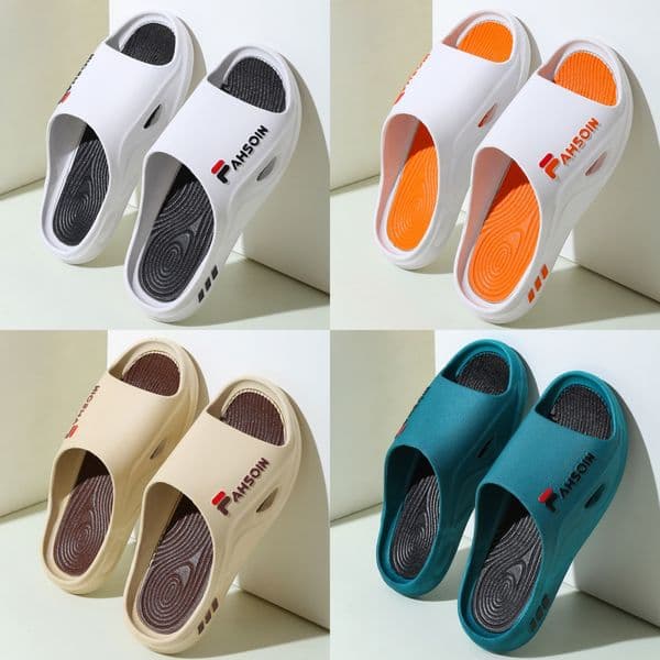 2026 Designer Sandals Comfortable and simple home and outdoor wear high grade non slip wear resistants versatile thick soled Beach Shoes
