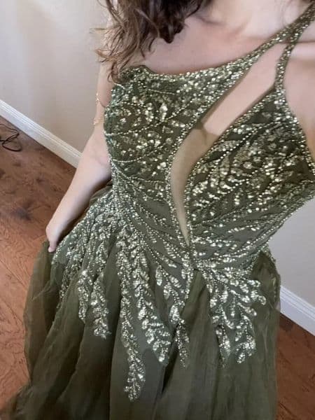 2026 Luxury Green Prom Pageant Dresses Spaghetti Straps Beads Sequins Silt A-line Tulle Birthday Evening Formal Party Gowns Gala Robes De Soiree