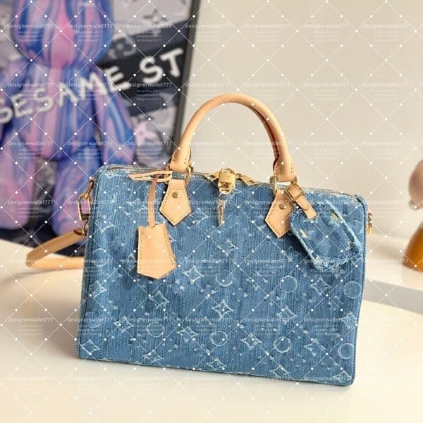 10A Designer soft 30 tote bags denim handbags leather shoulder bags sp womens pillow travel boston tote bag leather crossbody bag purse Master Mirror quality M14430