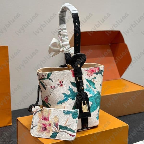 2026 Watercolor Flowers Designer Handbag For Women Leather Shoulder Bags Fashion Bucket Tote Bags 30 Large Capacity Purse
