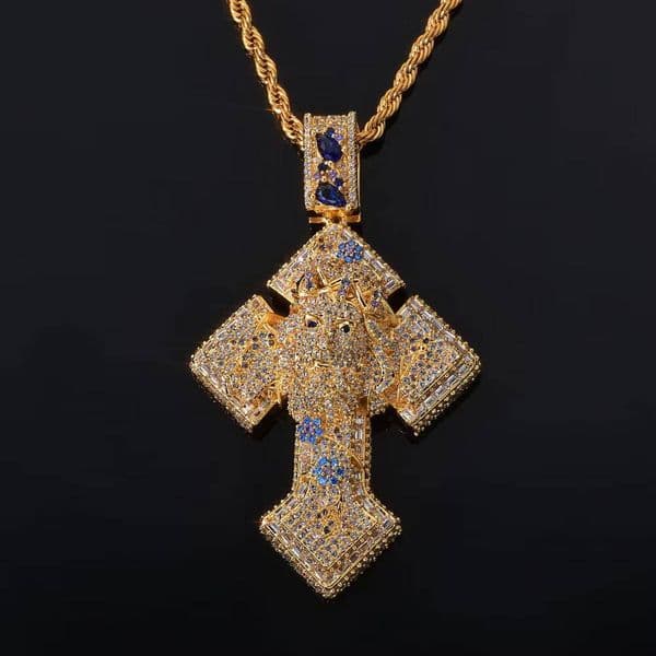 Hip-hop S925 Silver Gold Plated Moissanite Color Portrait Cross Pendant Retro Creative Mens Necklace Customization