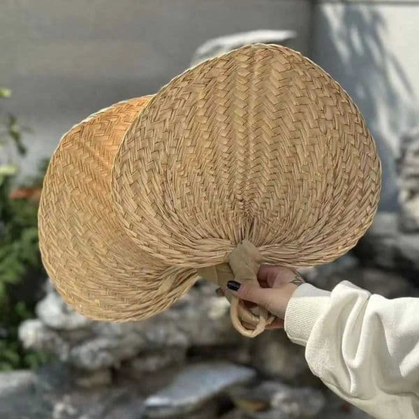 Rattan Fan Pure Handmade Weave Palm Leaves Hand Fan Summer Cooling Fan Hand Fan For Party Wedding Camping Farmhouse Ornament C260422