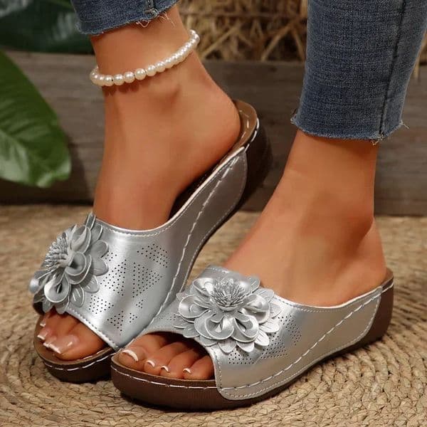 Crossborder Foreign Trade Large Size Slippers for Women Spring and Autumn Hollow Wedge Casual Shoes Zapatos De Mujer 260421